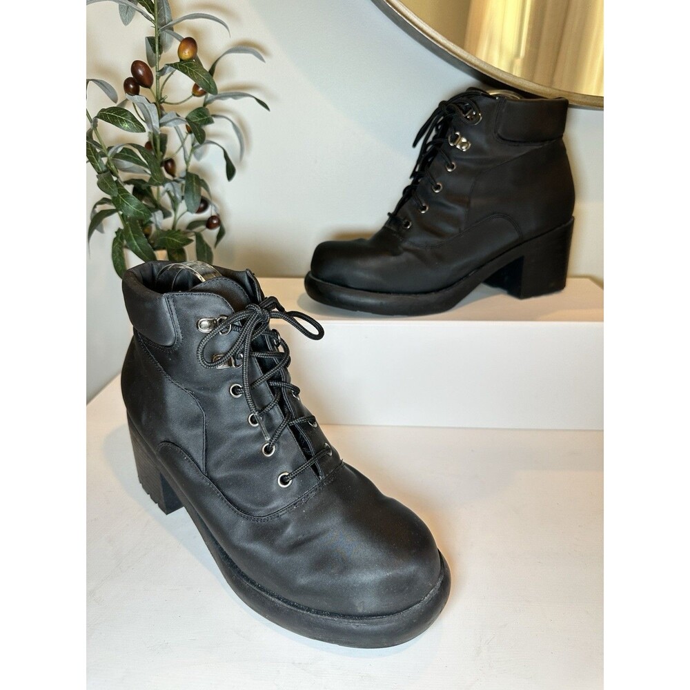 VTG Totes Marcy Black Chunky Heel Lug Sole Combat Hiking Boots Women Size 10M
